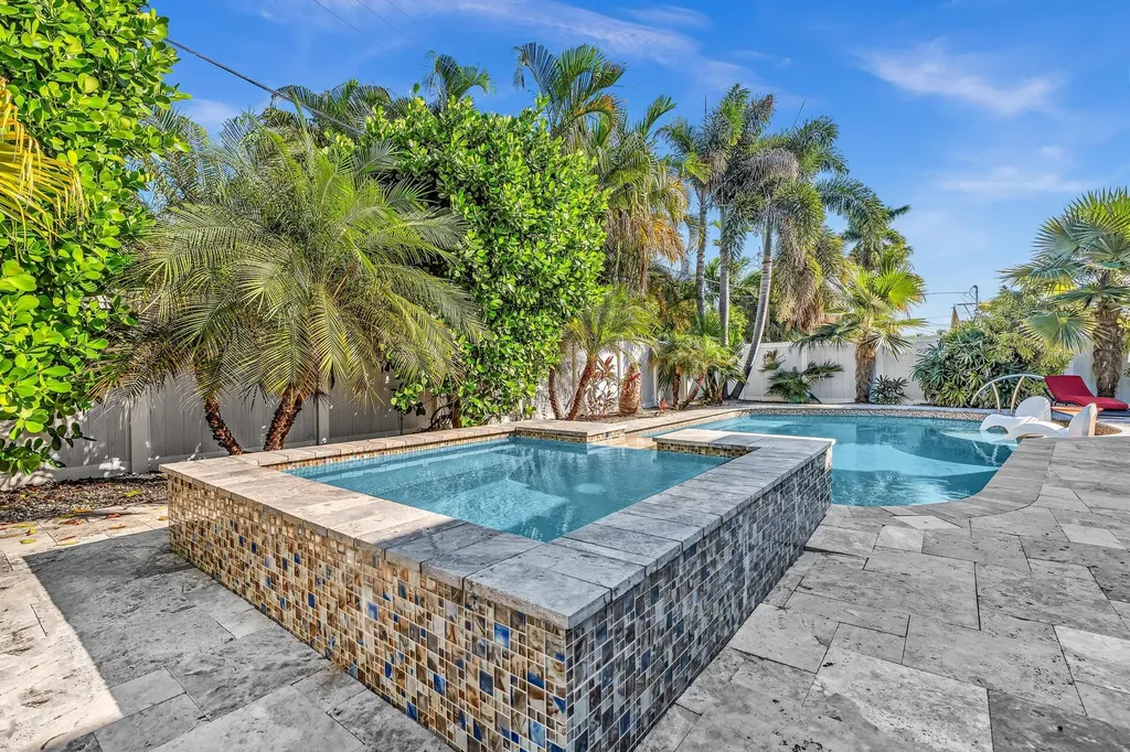 3450 Ne 19th Avenue Oakland Park FL 33306