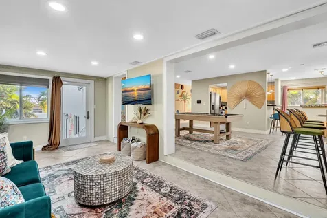 3450 Ne 19th Avenue Oakland Park FL 33306
