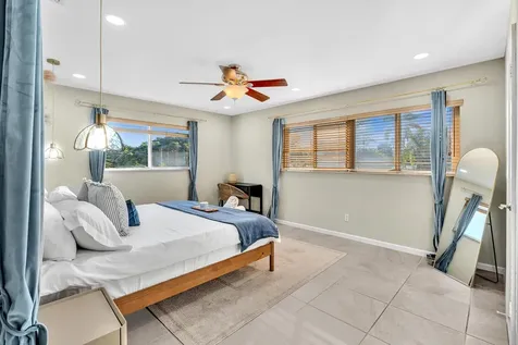 3450 Ne 19th Avenue Oakland Park FL 33306