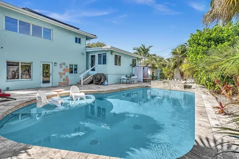 3450 Ne 19th Avenue Oakland Park FL 33306