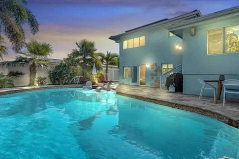 3450 Ne 19th Avenue Oakland Park FL 33306