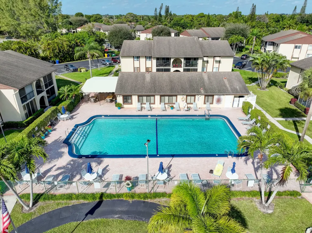 3586 La Playas Court Greenacres FL 33463