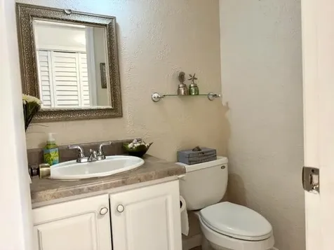 635 Durham W Deerfield Beach FL 33442