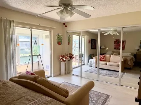 635 Durham W Deerfield Beach FL 33442