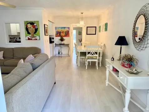 635 Durham W Deerfield Beach FL 33442