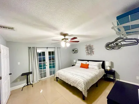 3871 Sw 31st Court West Park FL 33023