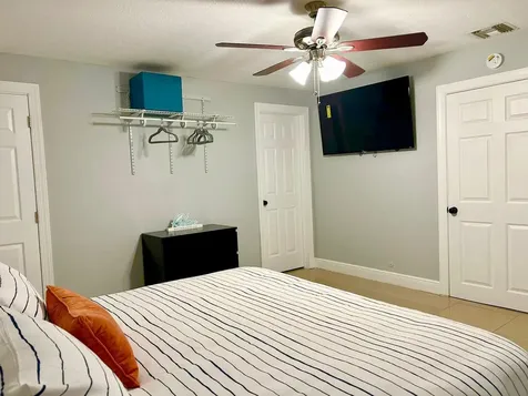 3871 Sw 31st Court West Park FL 33023