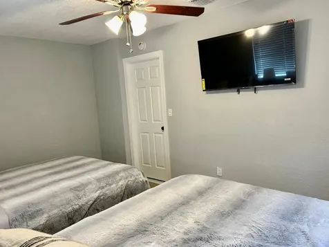 3871 Sw 31st Court West Park FL 33023