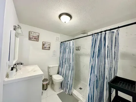 3871 Sw 31st Court West Park FL 33023