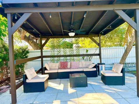 3871 Sw 31st Court West Park FL 33023