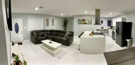 3871 Sw 31st Court West Park FL 33023