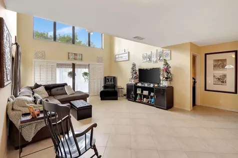 201 Sw 28th Avenue Delray Beach FL 33445