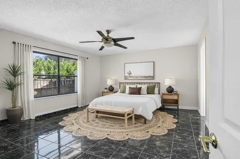 828 Mcintosh Street West Palm Beach FL 33405