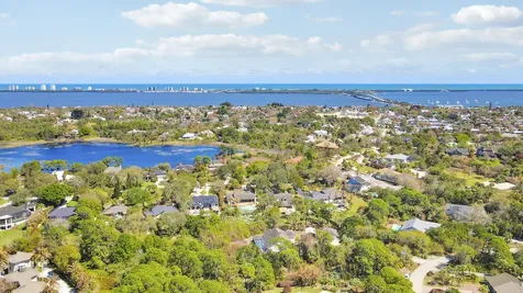 815 Ne Stokes Terrace Jensen Beach FL 34957