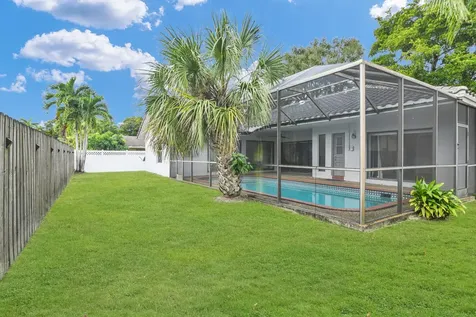 7014 Nw 38th Manor Coral Springs FL 33065