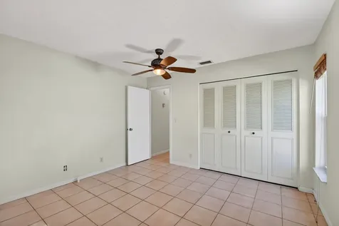 7352 Pine Forest Circle Lake Worth FL 33467