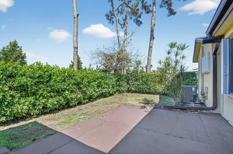 7352 Pine Forest Circle Lake Worth FL 33467