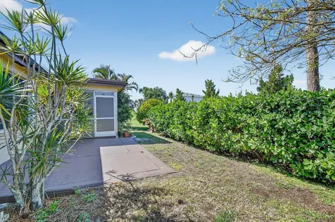 7352 Pine Forest Circle Lake Worth FL 33467