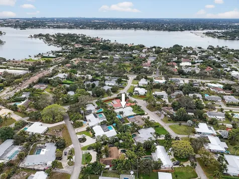 19228 Caribbean Court Jupiter FL 33469