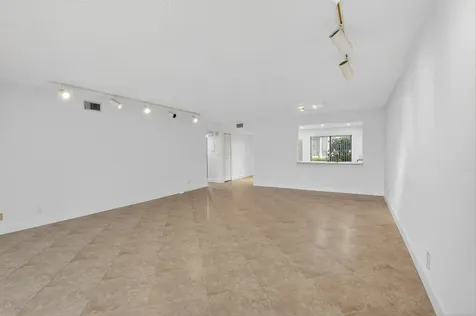 5533 Fairway Park Drive Boynton Beach FL 33437