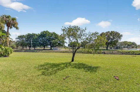5533 Fairway Park Drive Boynton Beach FL 33437