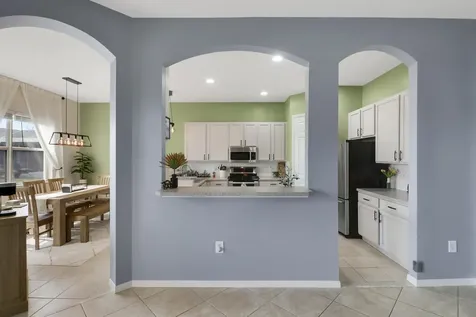 547 Sw Lake Manatee Way Port Saint Lucie FL 34986
