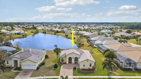 547 Sw Lake Manatee Way Port Saint Lucie FL 34986