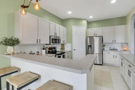 547 Sw Lake Manatee Way Port Saint Lucie FL 34986