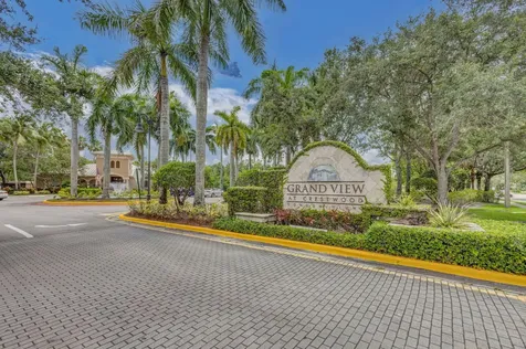 1000 Crestwood Court Royal Palm Beach FL 33411