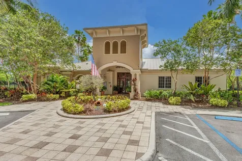 1000 Crestwood Court Royal Palm Beach FL 33411