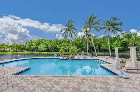 1000 Crestwood Court Royal Palm Beach FL 33411
