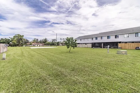 1402 Wharf Lane Greenacres FL 33463