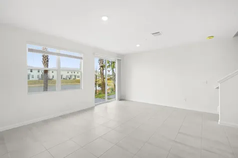 629 Salisbury Circle Fort Pierce FL 34982