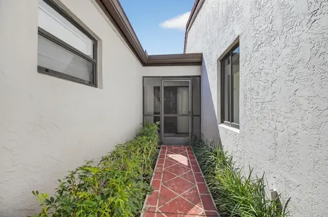 6224 Kings Gate Circle Delray Beach FL 33484