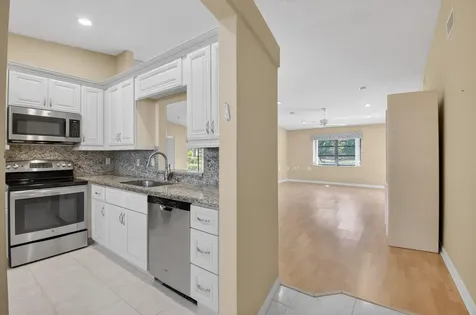 6224 Kings Gate Circle Delray Beach FL 33484
