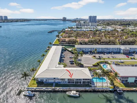 100 Lehane Terrace North Palm Beach FL 33408