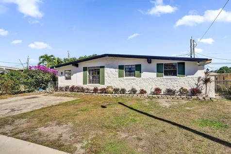 62 Barbados Drive Palm Springs FL 33461