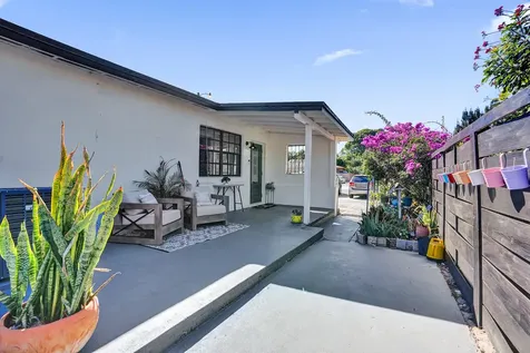 62 Barbados Drive Palm Springs FL 33461