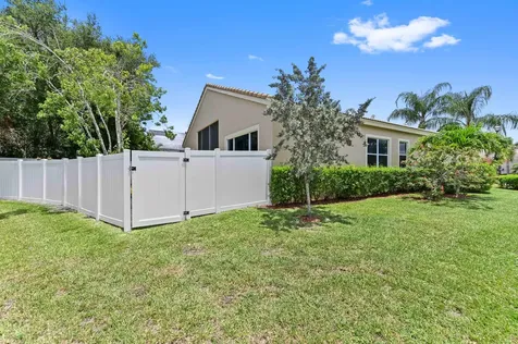 4453 N San Andros West Palm Beach FL 33411