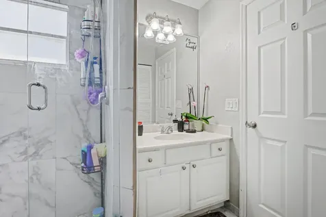1400 Cardinal Lane Lantana FL 33462