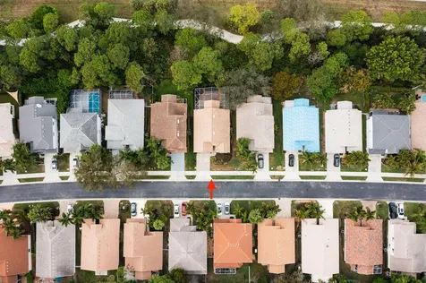 447 Woodview Circle Palm Beach Gardens FL 33418