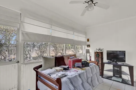 615 Laconia Circle Lake Worth FL 33467