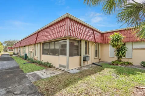 615 Laconia Circle Lake Worth FL 33467