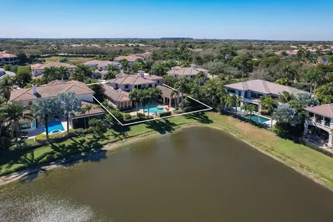 9253 Este Lago Drive Boca Raton FL 33496