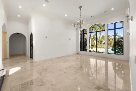 9253 Este Lago Drive Boca Raton FL 33496