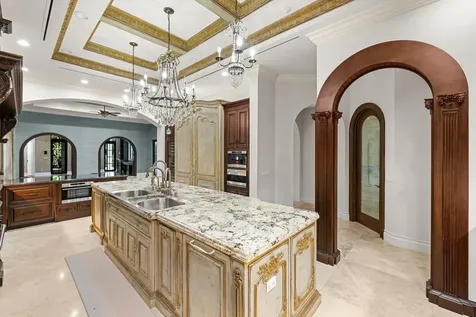 9253 Este Lago Drive Boca Raton FL 33496