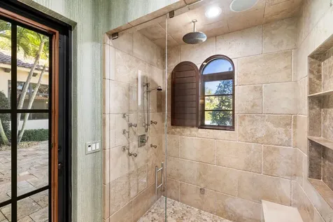 9253 Este Lago Drive Boca Raton FL 33496