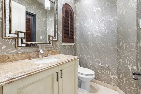 9253 Este Lago Drive Boca Raton FL 33496