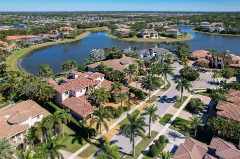 9253 Este Lago Drive Boca Raton FL 33496