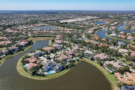 9253 Este Lago Drive Boca Raton FL 33496